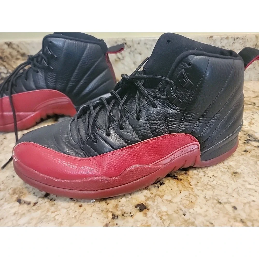Nike Air Jordan 12 Retro 